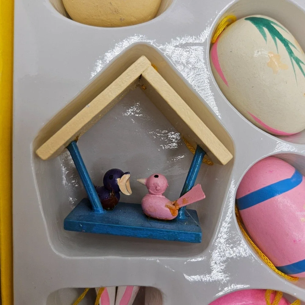 Vintage Wooden Easter Ornament Set 17 Pc Bunny Egg Bird Spring Decor Box